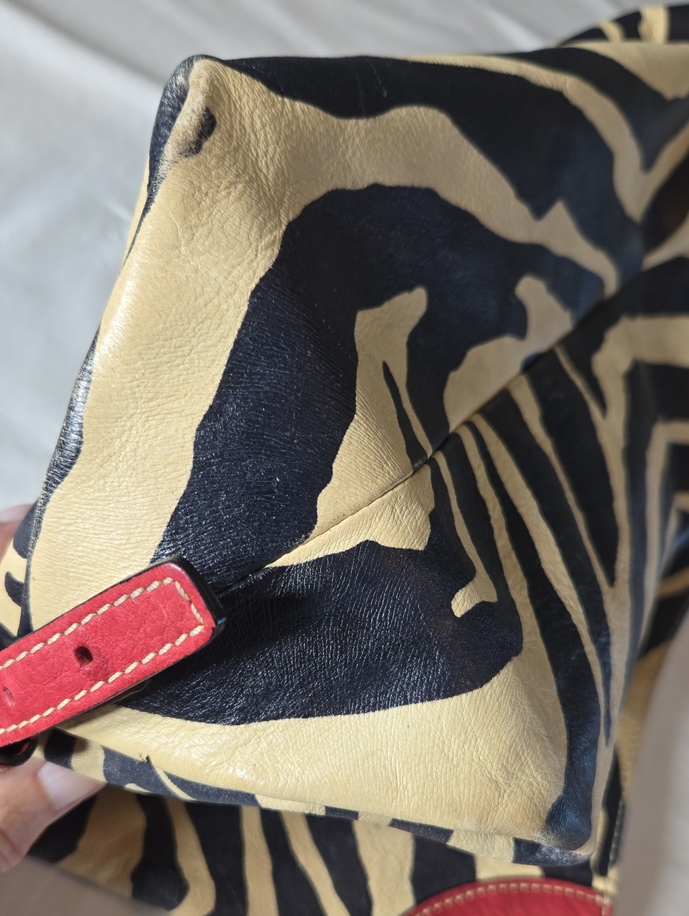 Huge Dooney & Bourke - Picture 13 of 16